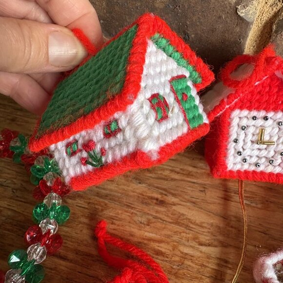 VTG Handmade Christmas Ornament Lot - Picture 10 of 16